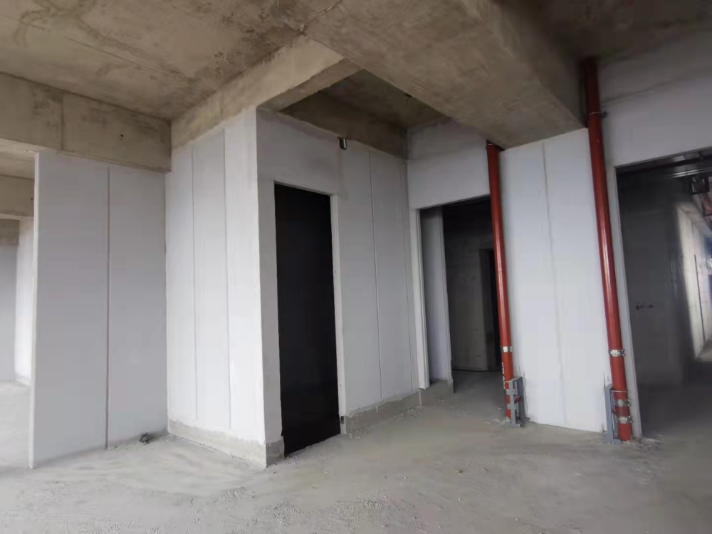 alc隔墻板是否容易進(jìn)行切割和定制？