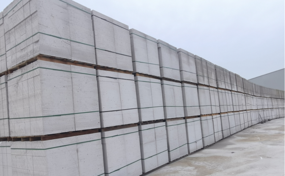  ALC隔墻板為什么能替代傳統(tǒng)紅磚？